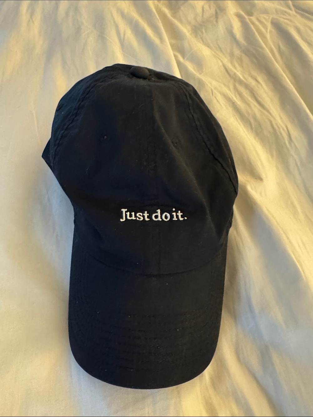 *Nike Black Hat with White "Just do it." Embroidery